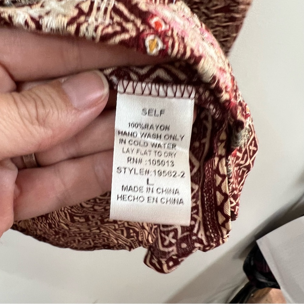 Savanna Jane Floral Embroidered Top - Picture 11 of 11